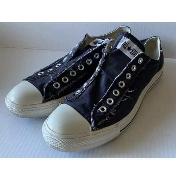 converse canvas tennis shoes